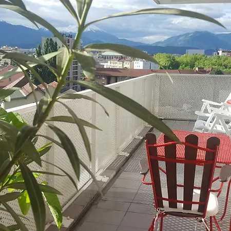 Gare Terrasse Sud Europole Cea Minatec * Grenoble